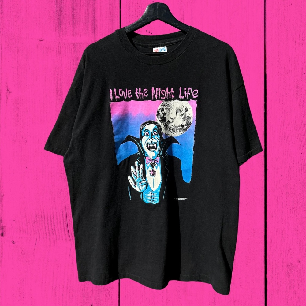 Vintage 90s Halloween Dracula glow-in-the-dark graphic tee